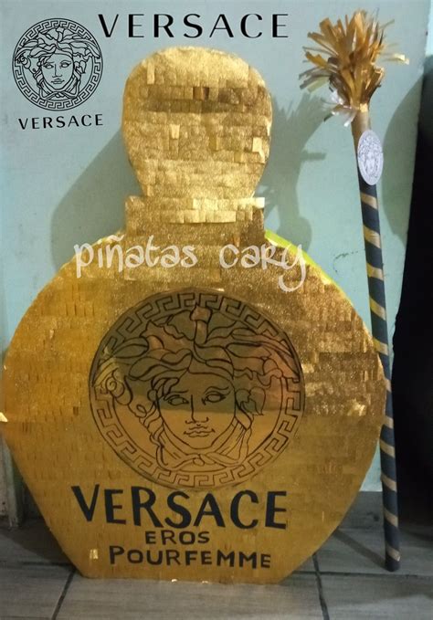 Versace piñata 